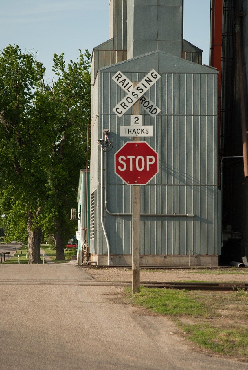 railways, railroads, grain elevator, minnesota, mn, usa, tracks, railroad crossing, stop sign, grain elevator, minnesota, minnesota, minnesota, minnesota, minnesota, railroad crossing
